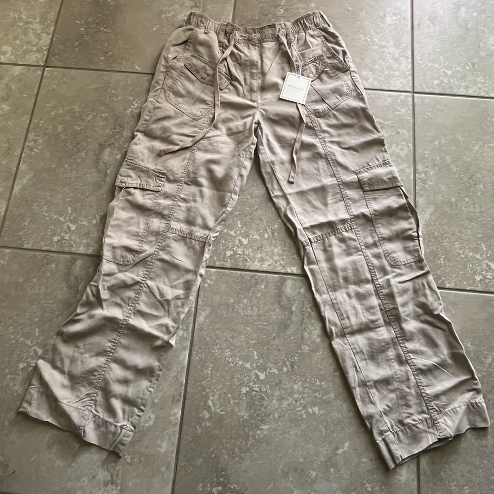 Women’s Cargo Pants